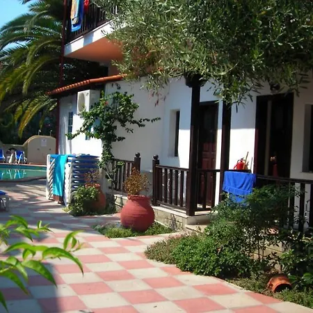 Pella House * Pefkochori